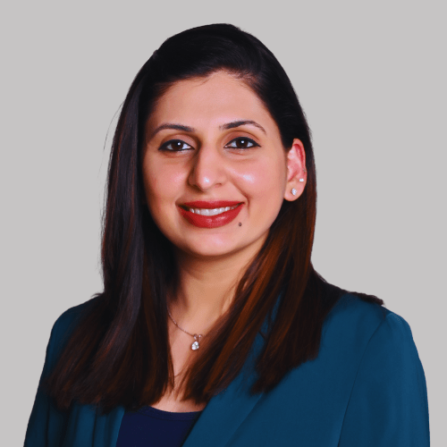 Dr.-Akanksha